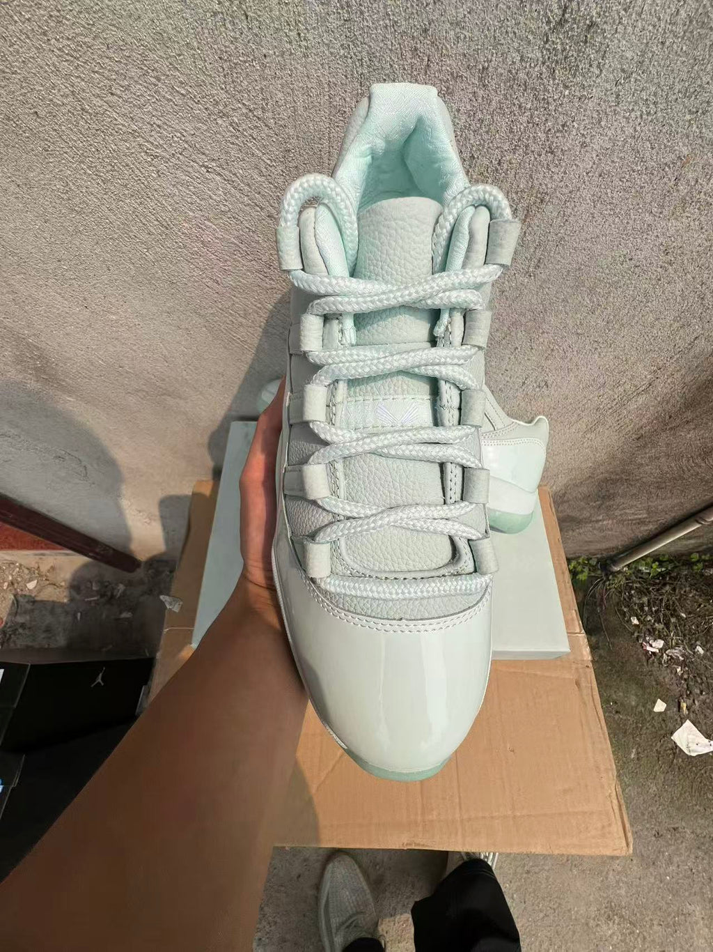 Jordan Retro 11 Low IGLOO