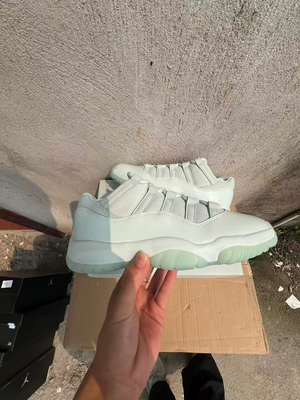 Jordan Retro 11 Low IGLOO